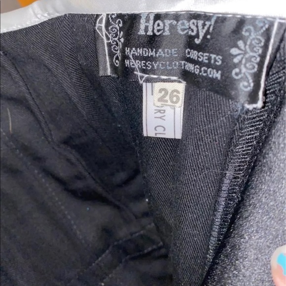 Custom corset - Picture 3 of 3